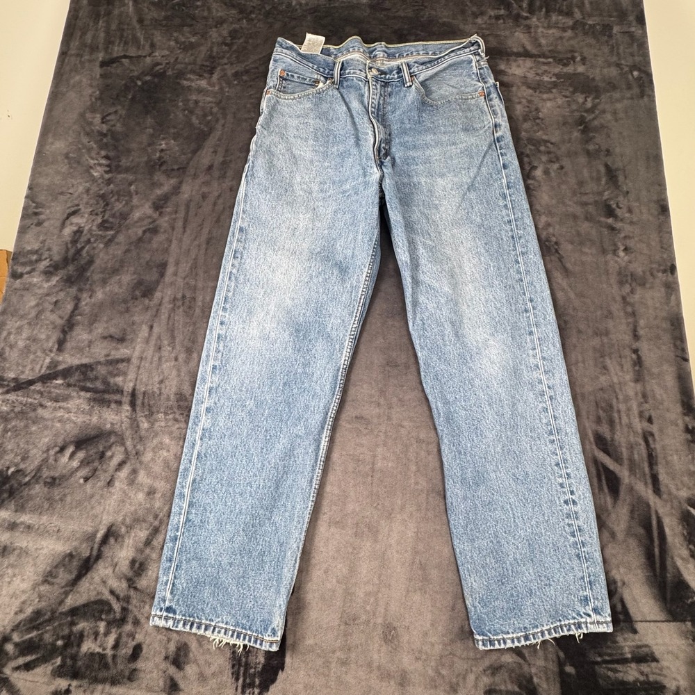 Levi's 550 Relaxed Fit Jeans Mens 35x32 Light Wash Blue Denim‎ 00550-4891